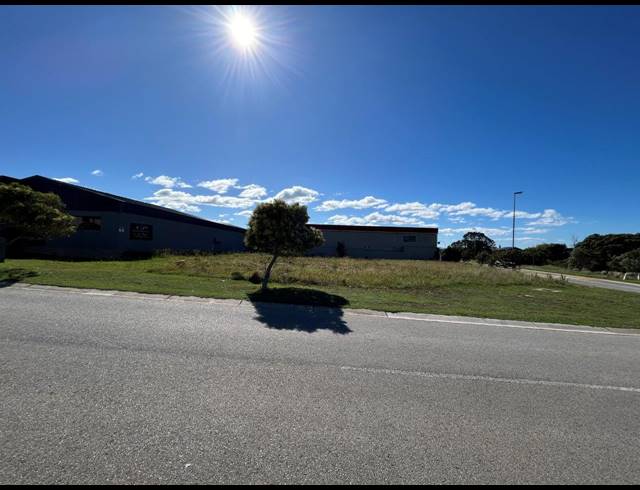 1,097M² VACANT LAND FOR SALE IN FOUNTAINS ESTATE